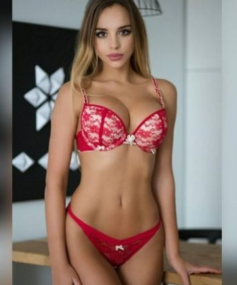 Александра, 26 лет, 3 размер груди